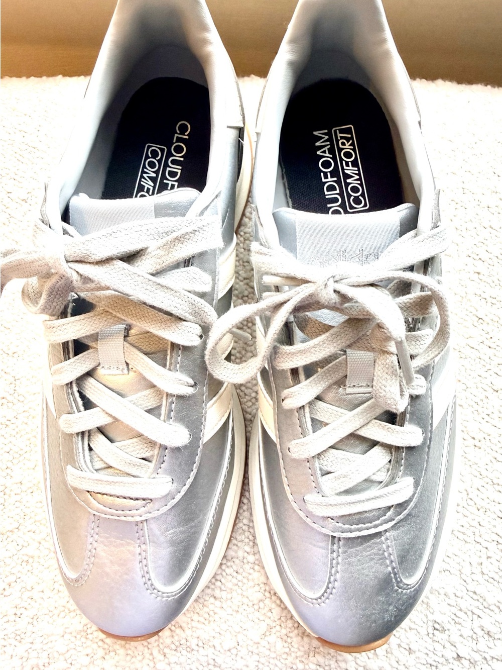 Worn once: adidas Women's Silver Run 70s 2.0 Cloudfoam sneakers